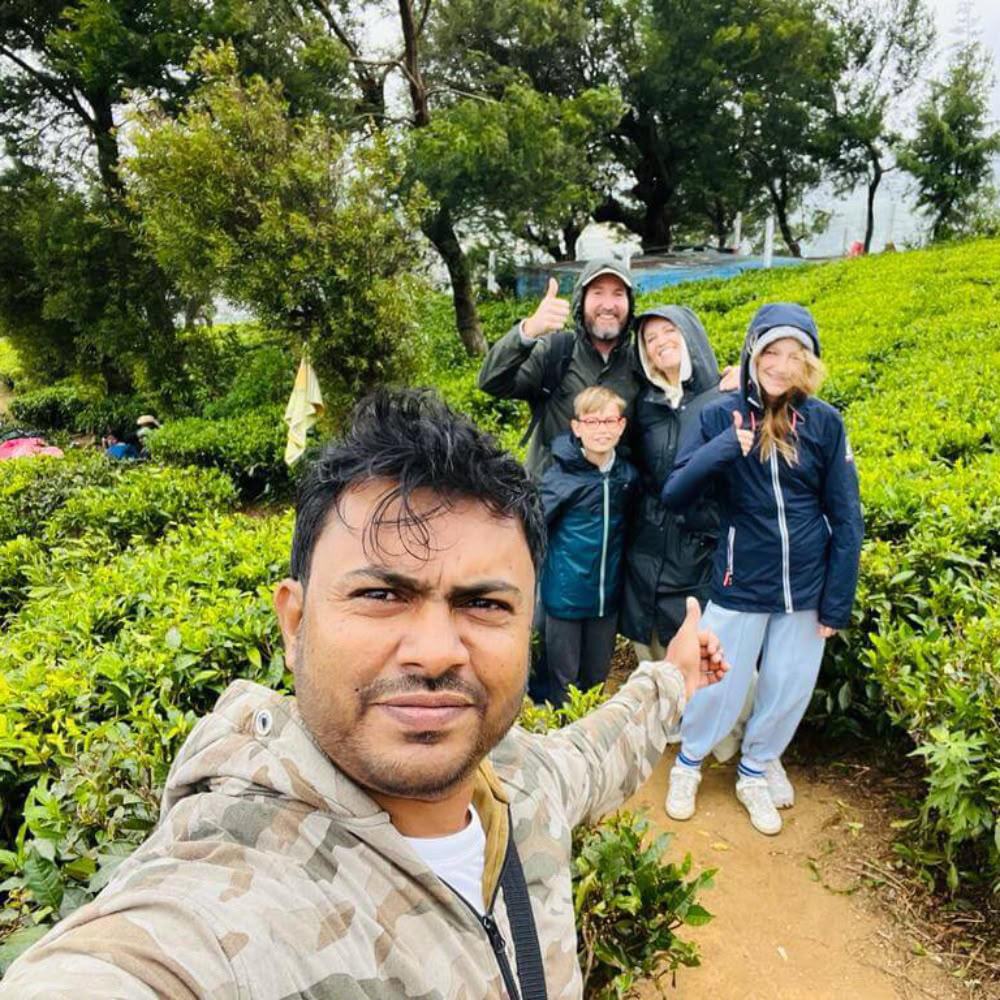 Ceylon Escapes Chauffeur Guide 5