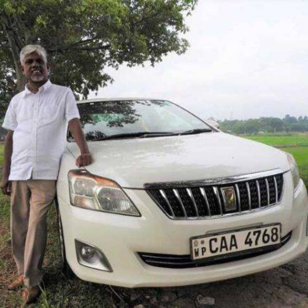 Ceylon Escapes Chauffeur Guide 2
