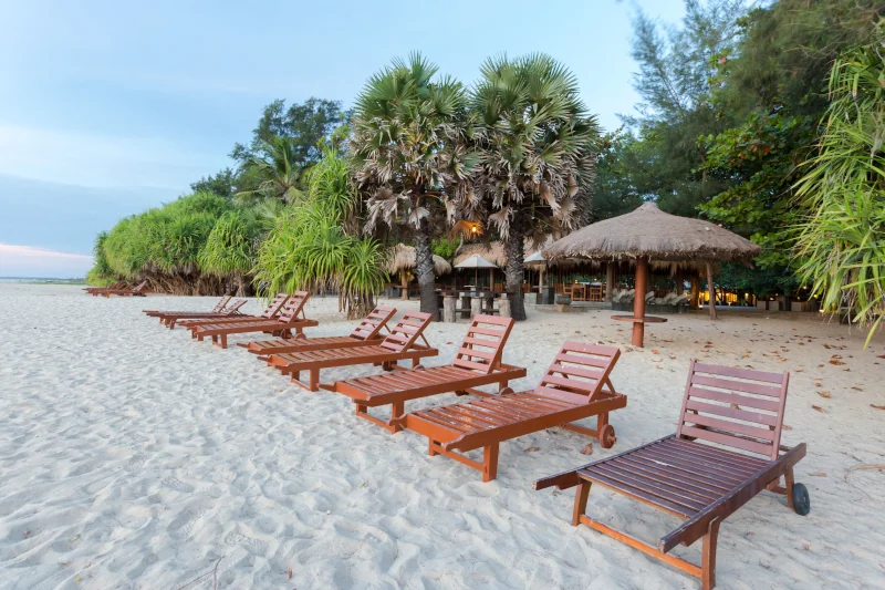 nilavali-beach-hotel