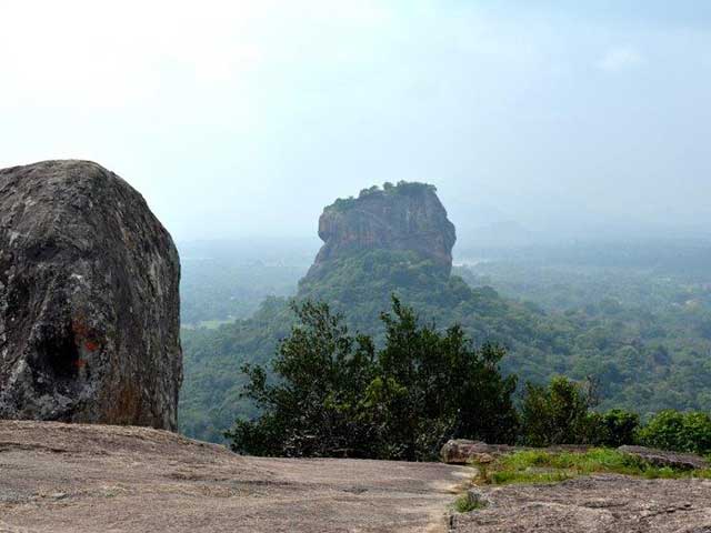 Pidurangala ancient Rock