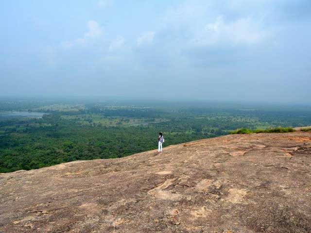 Pidurangala ancient Rock