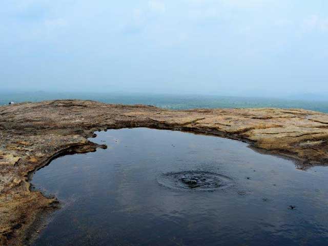 Pidurangala ancient Rock