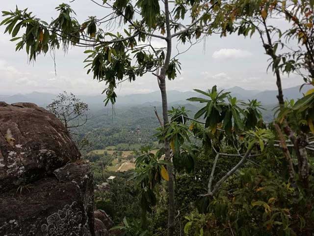 Saradiel's ancient Rock climb (Uthuwankanda)