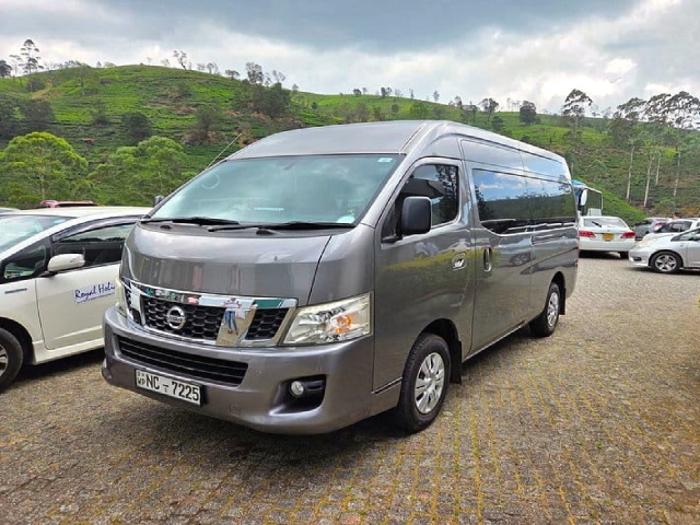 Nissan NV 350