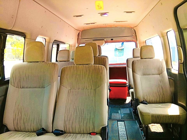 Nissan NV 350
