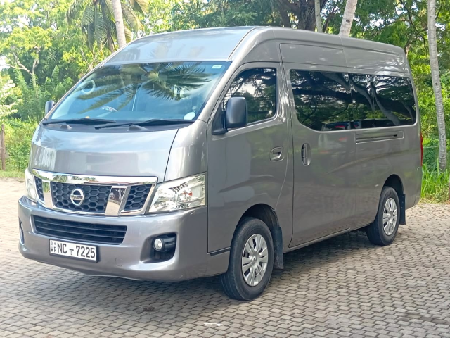 Nissan NV 350