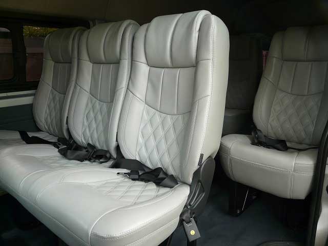 Toyota Hiace 14 Seater
