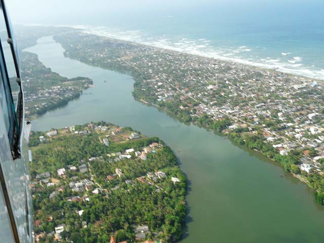 Cinnamon Air Seaplane