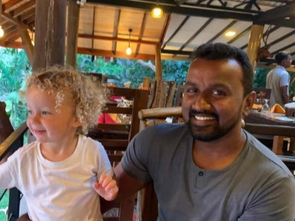 Ceylon Escapes Chauffeur Guide 1