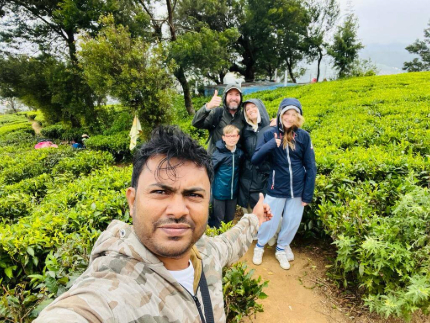 Ceylon Escapes Chauffeur Guide 5